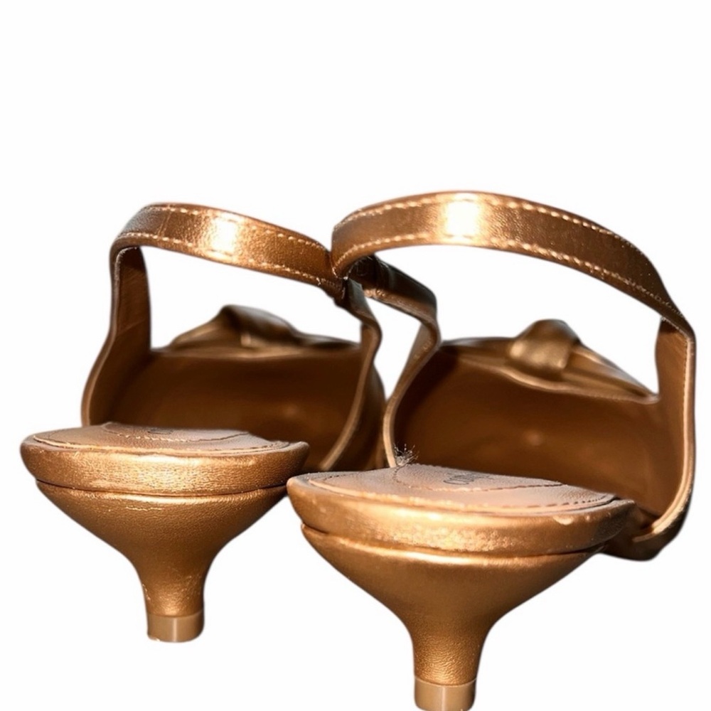 Comfortview Women's Gold Knotted Slingback Heels - Picture 5 of 8